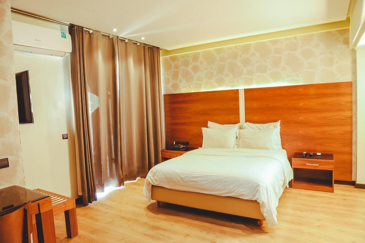 Hotel Perce Neige Ифран Экстерьер фото