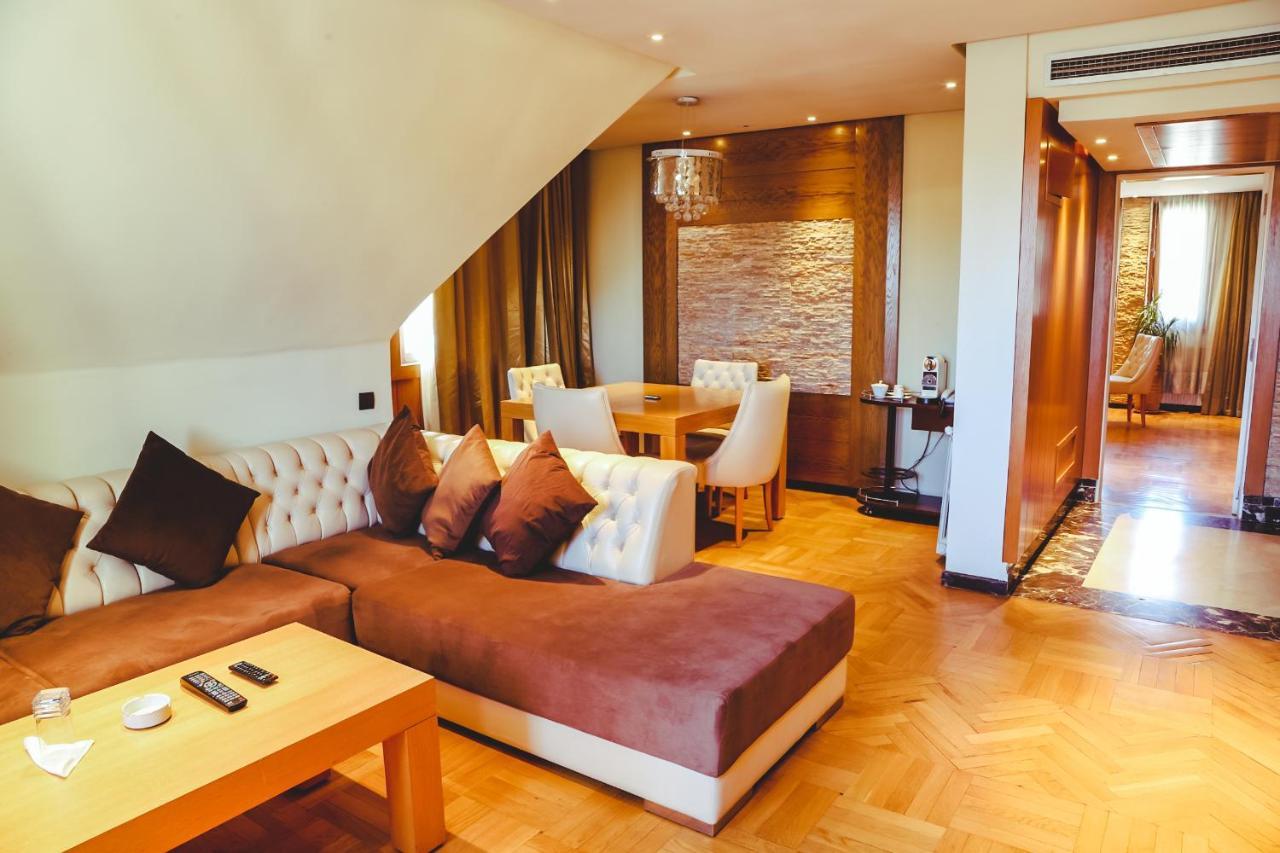 Hotel Perce Neige Ифран Экстерьер фото